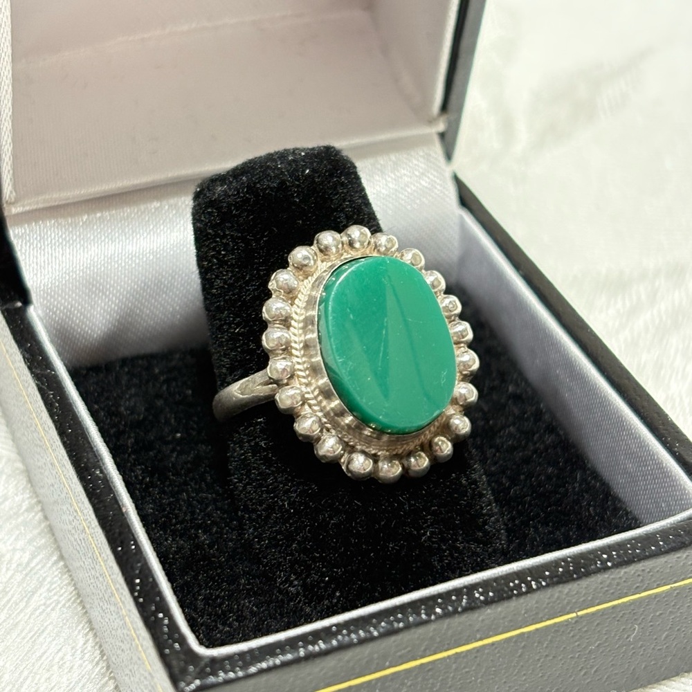 Vtg Sterling Silver Green Onyx Artisan Ring
